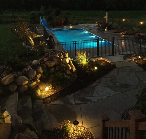 pool-landscape-lighting